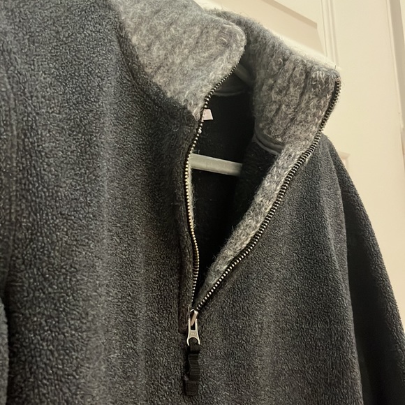 J. Crew Wool Quarter Zip Pull Over - Like New - Small - Picture 4 of 4
